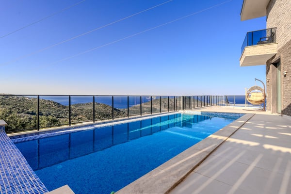 Villa Duca-3, Kalkan Bölgesinde, Dört Odalı, Deniz Manzaralı, Hamam ve Saunalı Villa 3