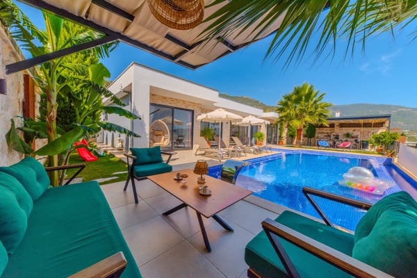 Villa Rosalinda, Kalkan Bölgesinde, İki Odalı, Jakuzili, Doğa İçinde Villa 2