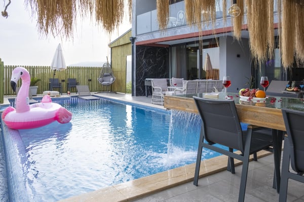 Villa Atropos, Kaş Bölgesinde, 3 Odalı, Jakuzili, Muhafazakar Villa 2