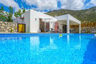 Villa South, Kalkan Bölgesinde, İki Odalı, Özel Havuzlu, Korunaklı Villa 1