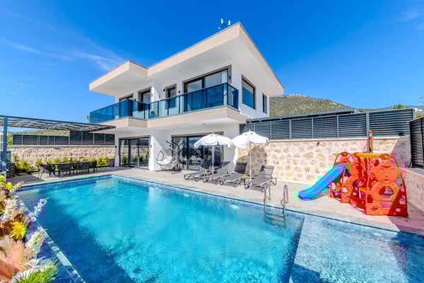 Villa Lokma-2, Kalkan Bölgesinde, İki Odalı, Korunaklı Havuzlu 1