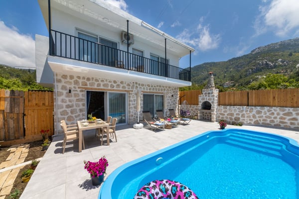 Villa Mariah, Kalkan Bölgesinde, İki Odalı, Jakuzili, Doğa İçerisinde Villa 3