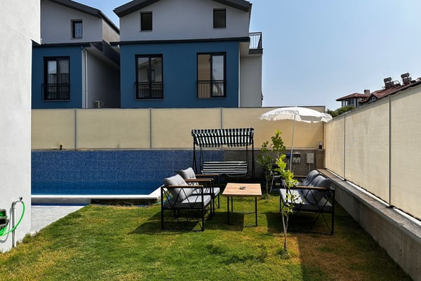 Villa Acantha-1, 3 Odalı ve Jakuzili 3