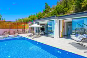 Villa Eleni, Kalkan Bölgesinde, İki Odalı, Deniz Manzaralı Muhafazakar Villa 1