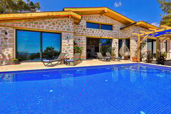 Villa Lovely, Kalkan Bölgesinde, Kapalı Havuzlu, Çift Jakuzili ve Saunalı Lüks Villa 1