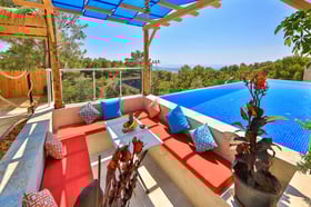 Villa Lovely, Kalkan Bölgesinde, Kapalı Havuzlu, Çift Jakuzili ve Saunalı Lüks Villa 2