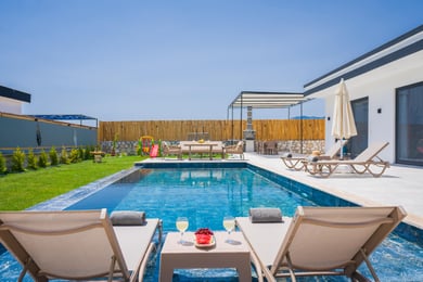Villa Tweety, Patara Bögesinde, İki Odalı, Jakuzili, Korunaklı Havuzlu Villa 2