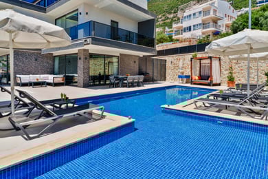 Villa Dessa, Kalkan'da, Hamam, Sauna ve Deniz Manzaralı Lüks Villa 1