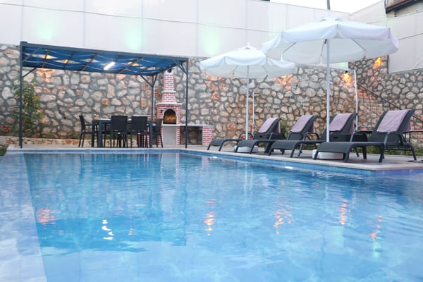 Villa Dali, Patara Merkezde, Doğa İçerisinde Jakuzili Villa 3