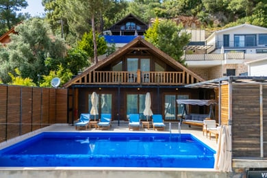 Villa Seyir-2, Kalkan Bölgesinde, İki Odalı, Korunaklı Havuzlu, Doğa Manzaralı, Jakuzili Villa 1