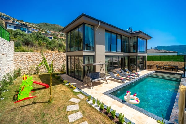 Villa Soluk-2, Kalkan Bölgesinde, İki Odalı, Dört Kişilik, Jakuzili Lüks Villa 1