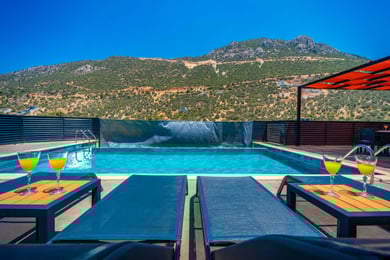 Villa Nisi, Kalkan Bölgesinde, İki Odalı, Jakuzili ve Saunalı, Korunaklı Villa 2
