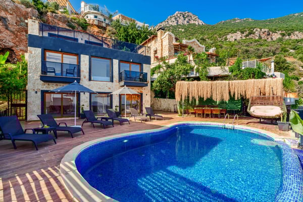 Villa Negundo, Muhteşem Manzaralı, Korunaklı Havuzlu Villa 1