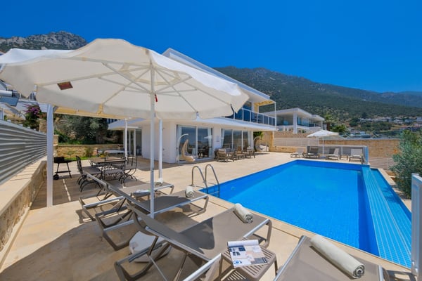 Villa Şiraz-2, Kalkan Bölgesinde, 4 Odalı, Deniz Manzaralı 2