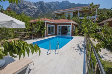 Villa Şiar-2, Havaalanına Yakın, Doğa İçinde ve Muhafazakar 1