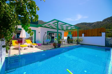 Villa Mermaid, Jakuzili, Saunalı, Korunaklı Balayı Villası 1
