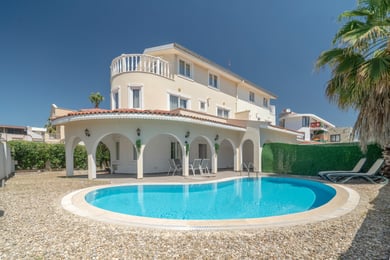 Villa Orko-17, Havaalanına Yakın, Doğa İçerisinde Villa 1