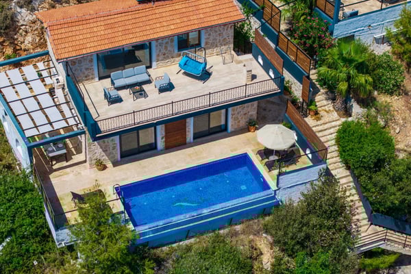 Villa Maki-2, İki Odalı, Sauna ve Kapalı Jakuzili Havuzlu 1