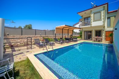 Villa Unedo-1, Korunaklı Havuzlu, Doğa İçerisinde, Jakuzili Villa 1
