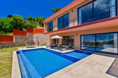Villa Kavun-2, Doğa İçinde, 3 Odalı ve Jakuzili 2