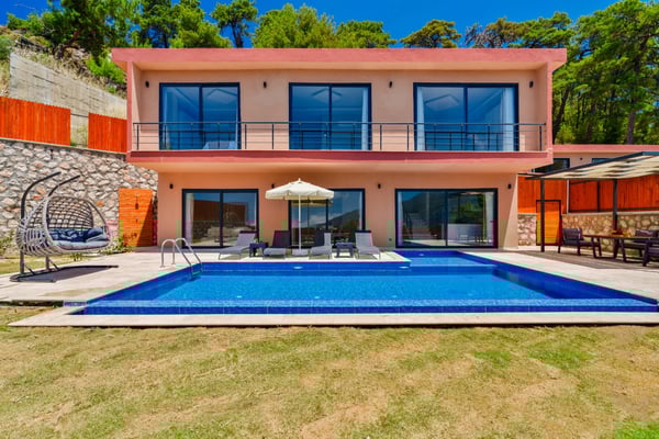 Villa Kavun-2, Doğa İçinde, 3 Odalı ve Jakuzili 3