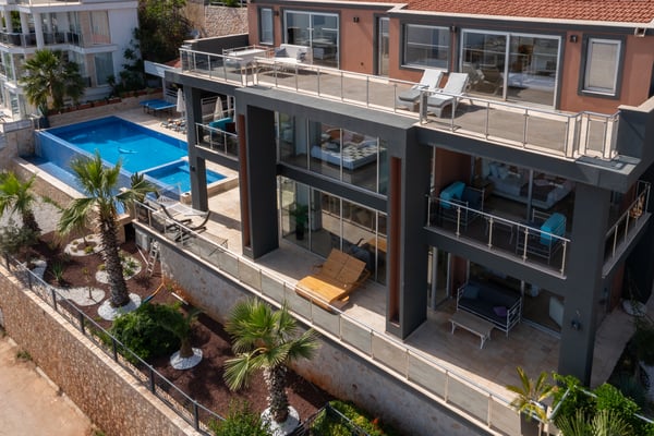 Villa Pegasus, 6 Odalı, Deniz Manzaralı, Teras Barlı, Lüks Tasarım 3