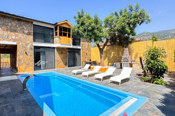 Villa Amentes-3, Doğa İçerisinde, 2 Odalı ve Çift Jakuzili 1
