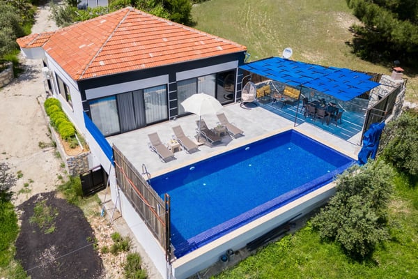Villa Sonic-1, Doğa İçerisinde, 2 Odalı ve Jakuzili 1
