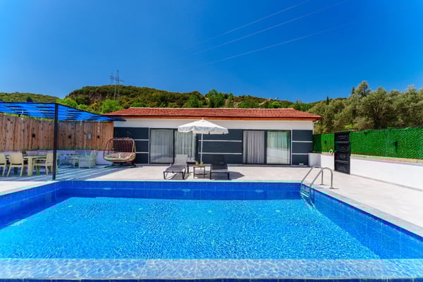 Villa Sonic-2, Doğa İçerisinde, Jakuzili ve Balayına Uygun 1