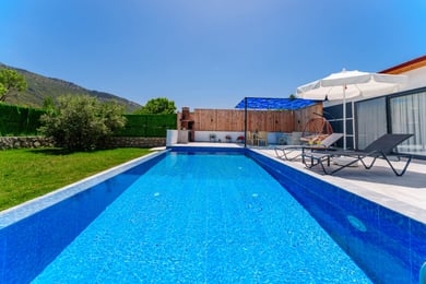 Villa Sonic-2, Doğa İçerisinde, Jakuzili ve Balayına Uygun 3