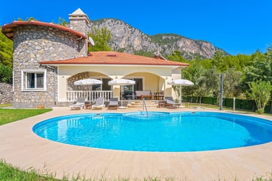 Villa Alize, Doğa İçinde, Korunaklı Havuzlu 1