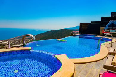 Villa Ahenk, Geniş Korunaklı Havuzlu, Deniz Manzaralı Villa 1