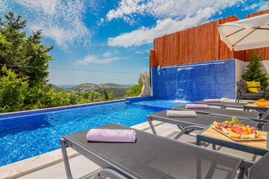 Villa Bento, 2 Odalı, Jakuzili ve Korunaklı 1