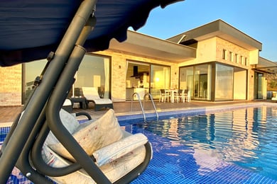 Villa Sisia-4, Jakuzi & Sauna & Hamam, Havuzu Isıtmalı 1