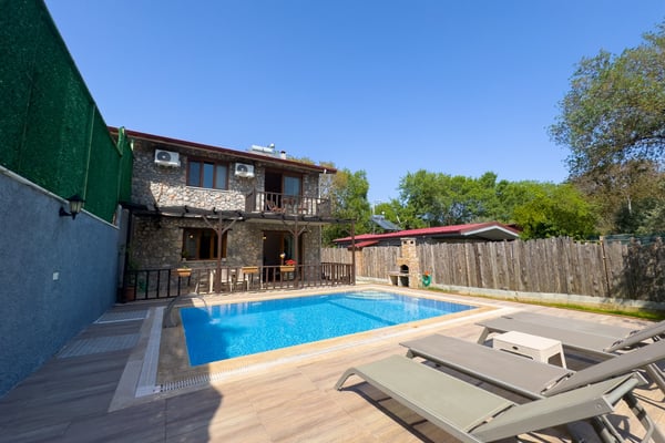 Villa Jess-2, Doğa İçinde, Korunaklı Havuzlu ve 5 Kişilik 2