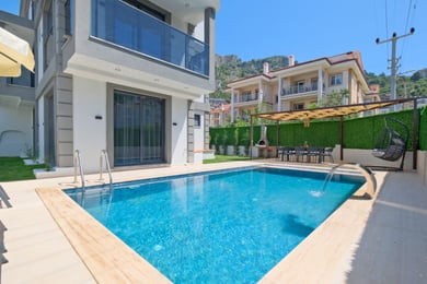 Villa Yakari-2, Jakuzili, Korunaklı, Merkezi Konumda 3