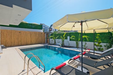 Villa Yakari-4, Jakuzili, Korunaklı, Merkezi Konumda 2