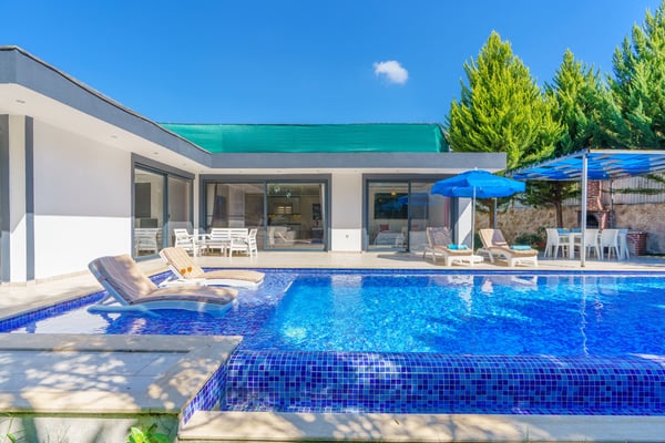 Villa Rose, Korunaklı Havuzlu, Jakuzili Muhteşem Villa 3