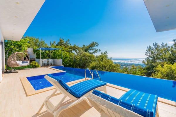 Villa Hayat, Jakuzili, Isıtmalı ve Kapalı Havuzlu 2