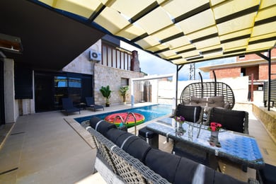 Villa Othello-1, Çift Havuzlu, Saunalı ve Jakuzili 3