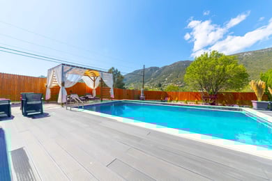 Villa Loka-1, 2 Odalı, Jakuzili ve Korunaklı 1