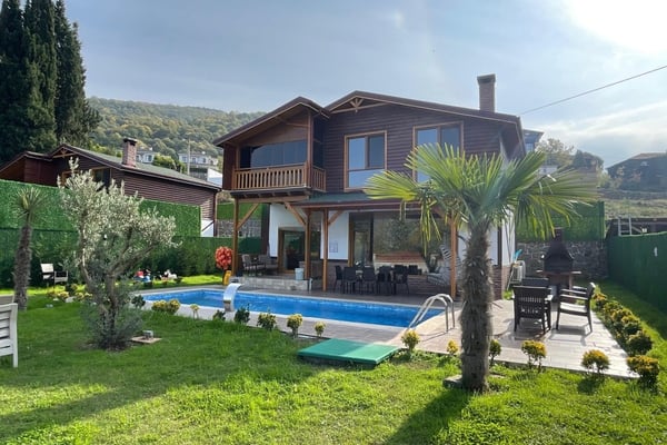 Villa Livi-1, Jakuzili, Sıcak Havuzlu, 3 Odalı 2