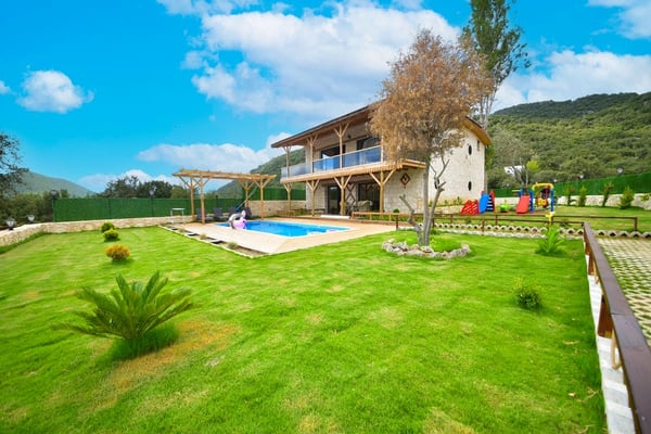 Villa Kadmilos, Demre Bölgesinde, Doğa İçerisinde, Jakuzili, 2 Odalı 3