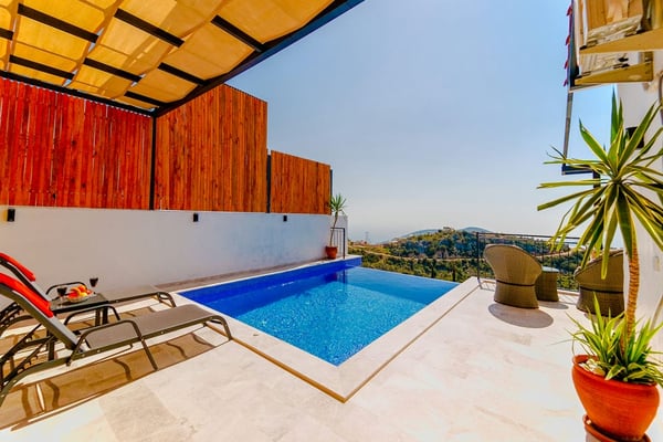 Villa Esir-2, Sarnıçbaşı'nda, Jakuzili Balayı Villası 2
