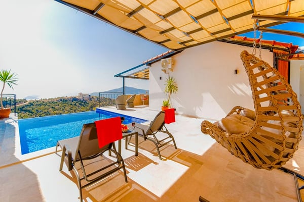 Villa Esir-2, Sarnıçbaşı'nda, Jakuzili Balayı Villası 3