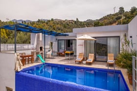 Villa Rain-2, Kalkan Bölgesinde, Havuzu Korunaklı ve 2 Odalı 1