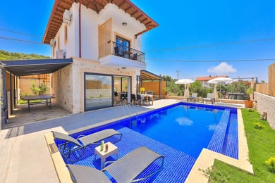 Villa Opera, Kaş Bölgesinde, İki Odalı, Jakuzili Villa 1