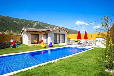 Villa Merry, Antalya Kalkan Bölgesinde, 2 Odalı, Taş Mimari Villa 1