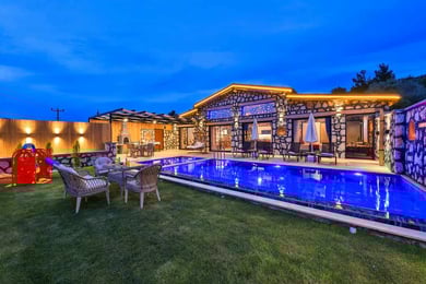 Villa Violet, Doğa Manzaralı, Özel Havuz & Lüks 1