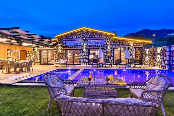 Villa Violet, Doğa Manzaralı, Özel Havuz & Lüks 2